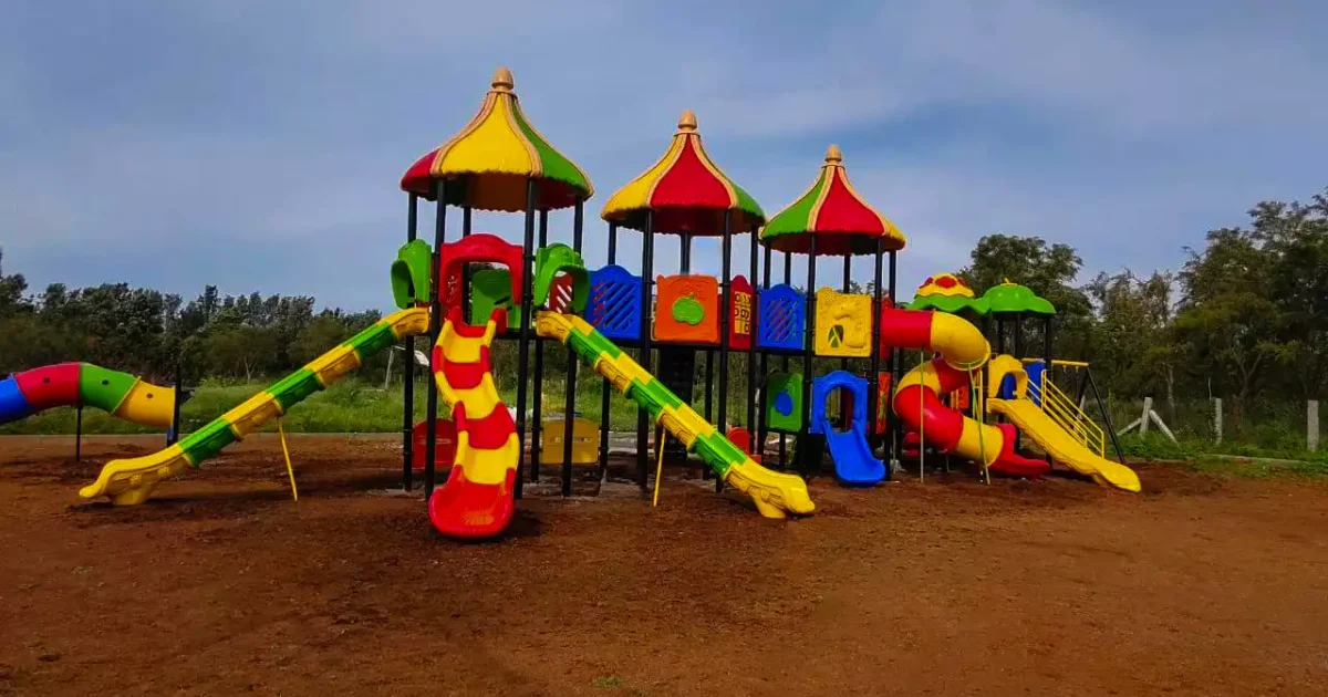 Public Spaces and Institutions &mdash; Quality Fiber & Plastic Products